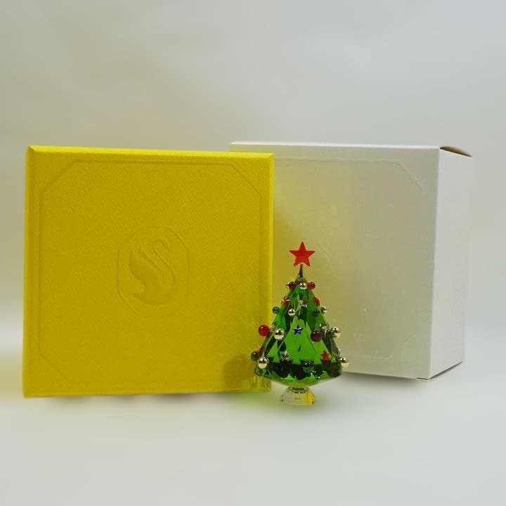 新品 スワロフスキー フィギュリン クリスマスツリー8cm