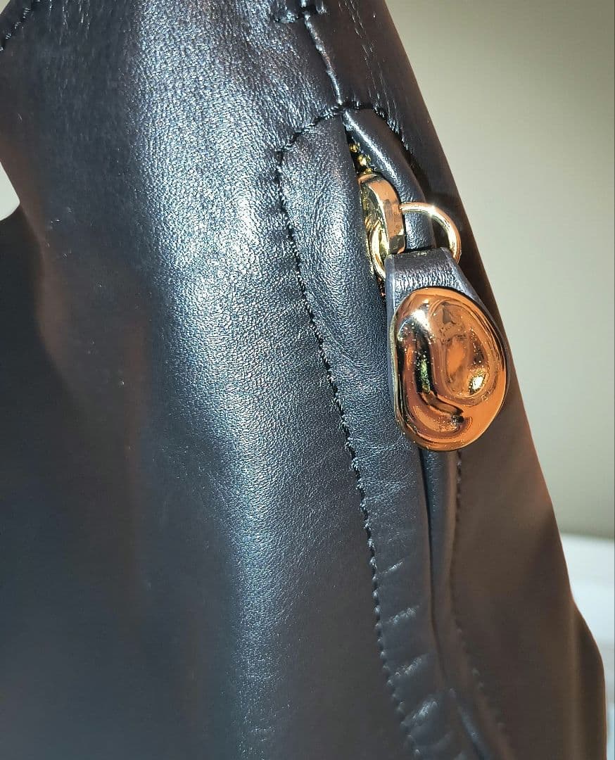 完売品　gemeil ジェムイル　バケットトート　　ショルダーバッグ　本革