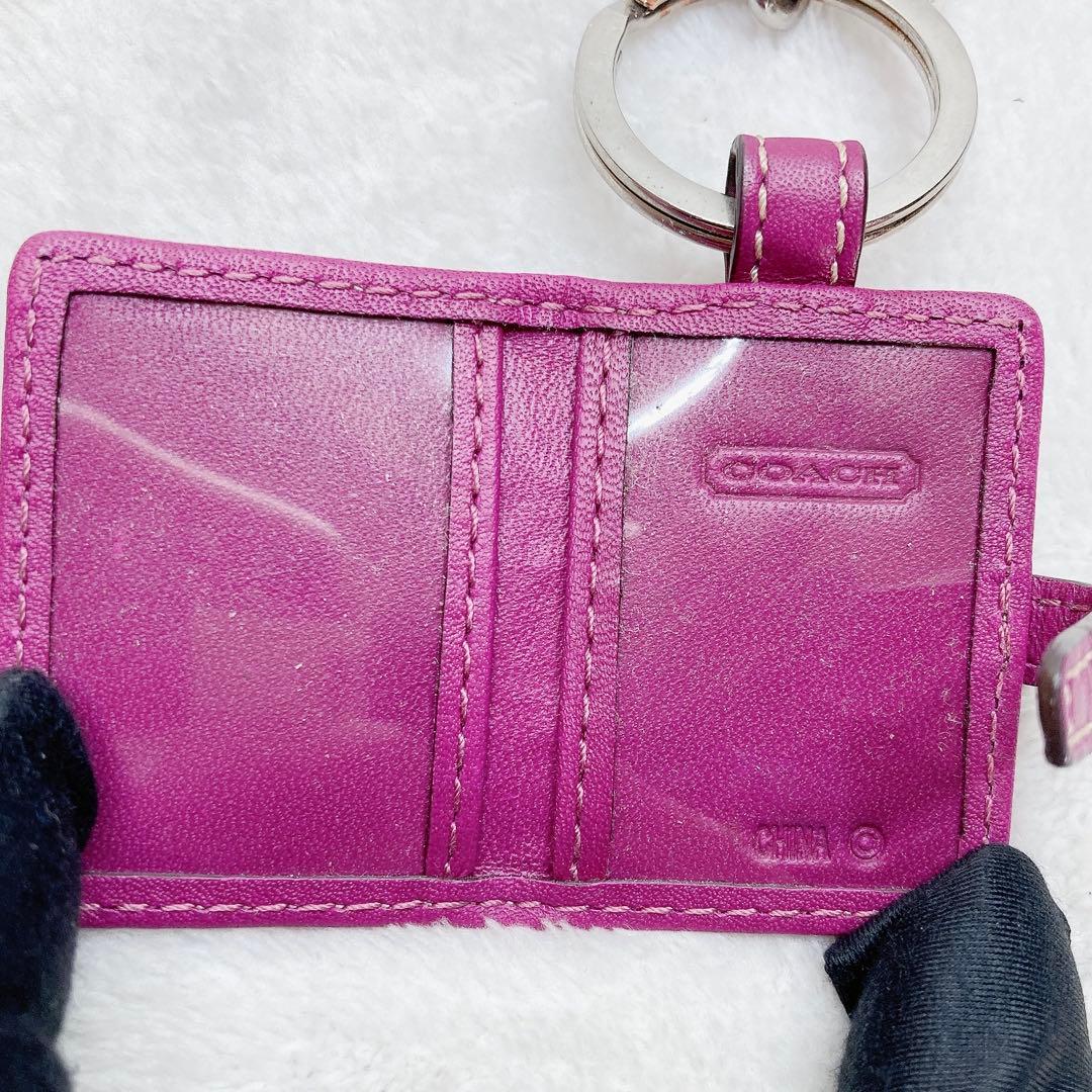 小物 Coach Signature Picture Charm pink