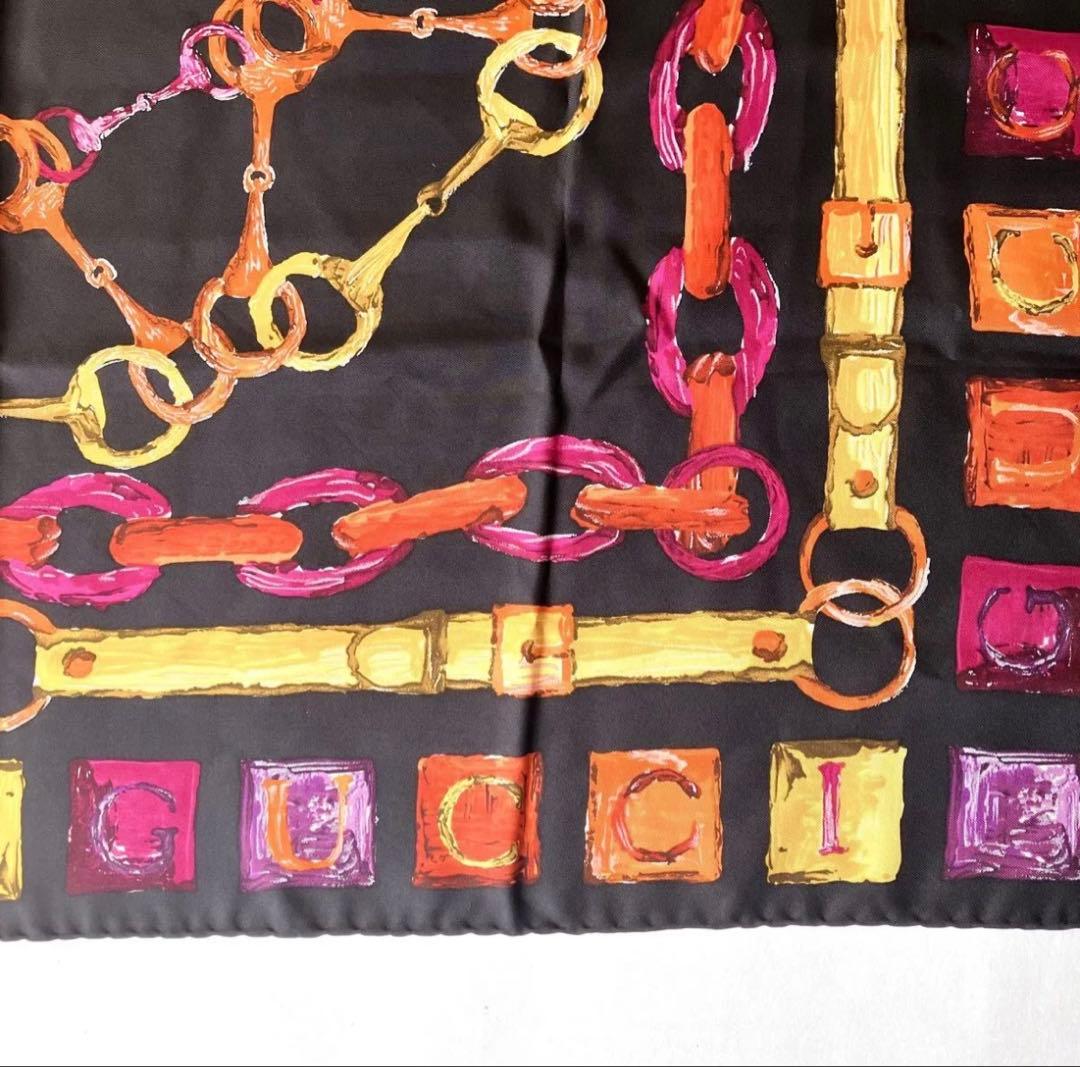 専用GUCCI グッチ ホースビット柄 シルク100％ 大判スカーフ 正方形