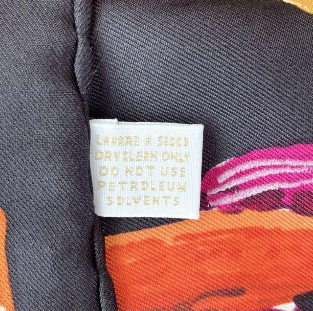 専用GUCCI グッチ ホースビット柄 シルク100％ 大判スカーフ 正方形