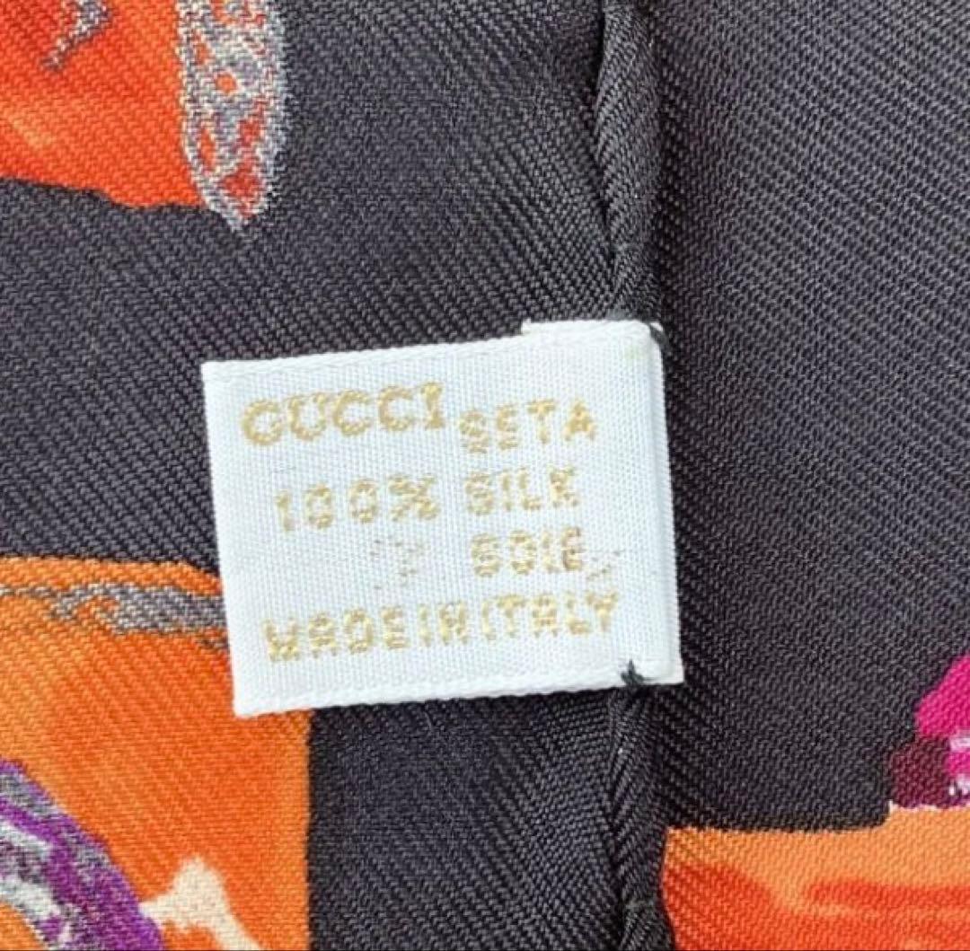 専用GUCCI グッチ ホースビット柄 シルク100％ 大判スカーフ 正方形