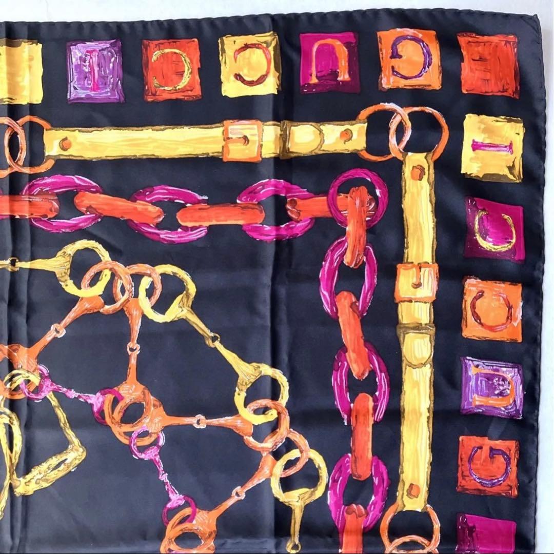 専用GUCCI グッチ ホースビット柄 シルク100％ 大判スカーフ 正方形