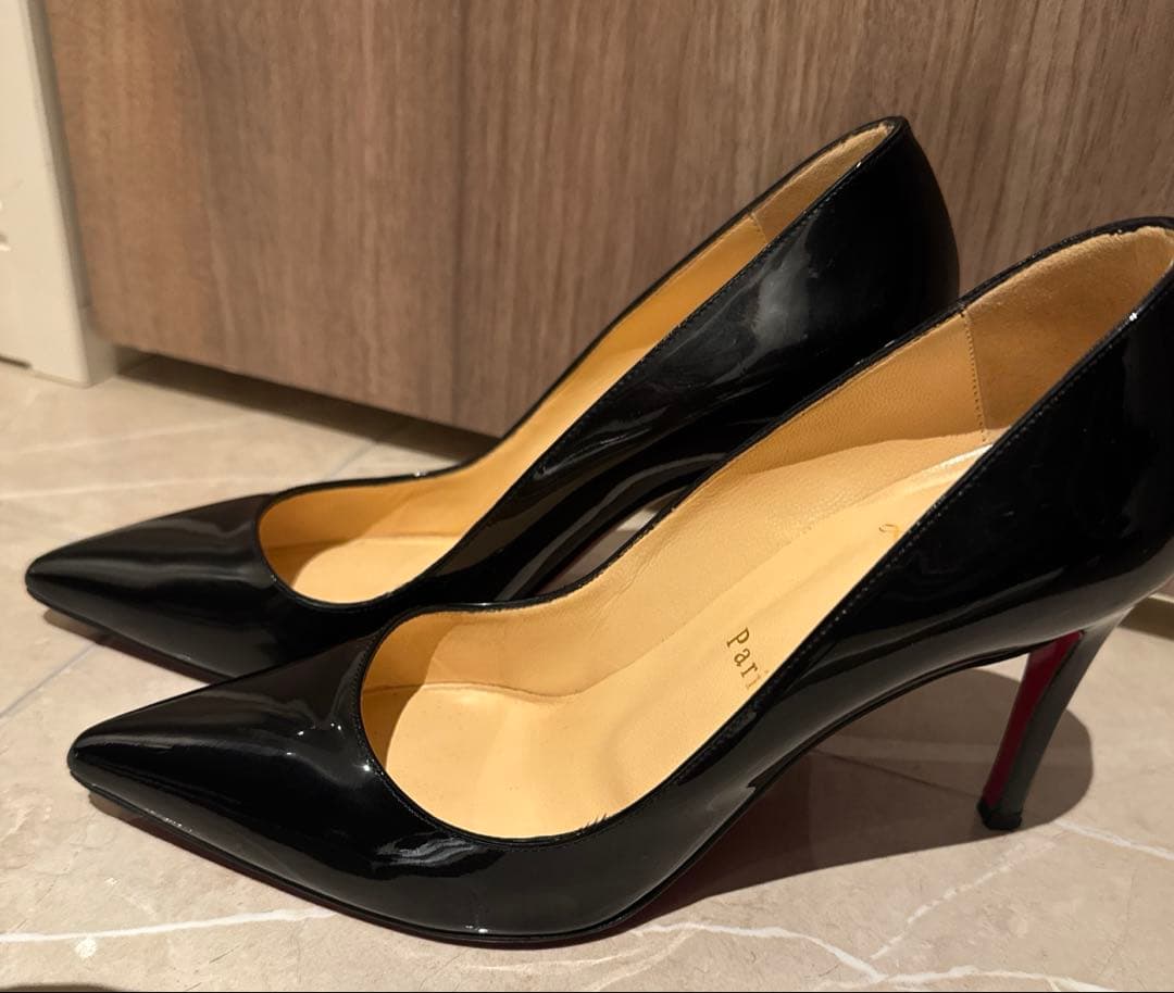 Christian Louboutin ブラック パンプス37 ルブタン