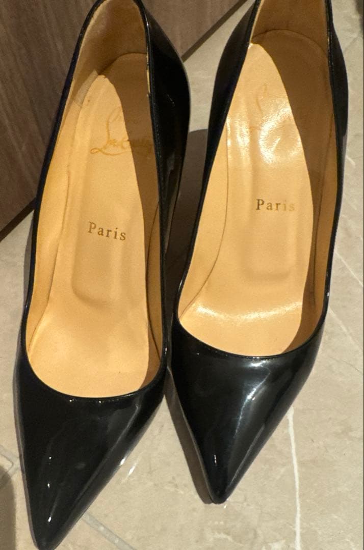 Christian Louboutin ブラック パンプス37 ルブタン
