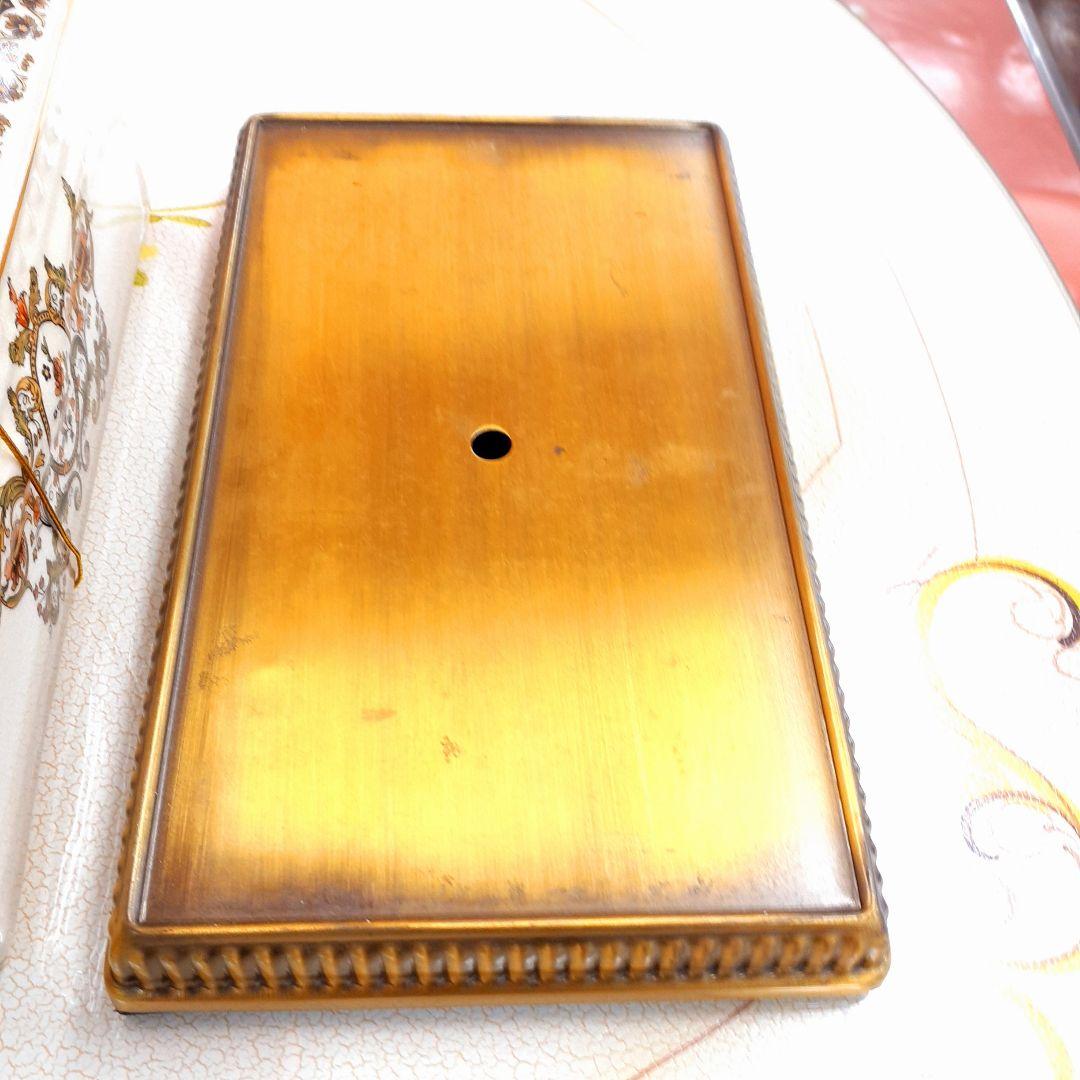 輸入雑貨　シノワズリ　『薔薇のティッシュBOX』　薔薇柄　オフホワイト　陶器