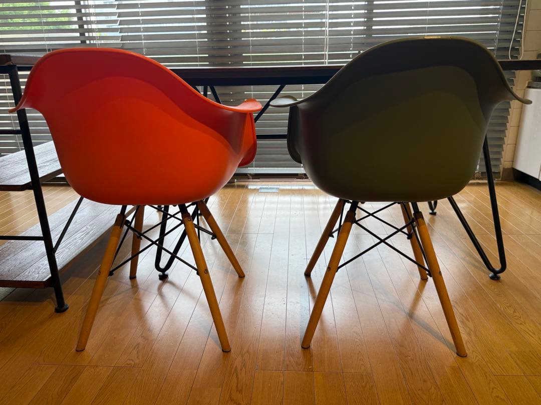 【引取り優先】木製ダイニングテーブル 椅子 シェルフセット売り