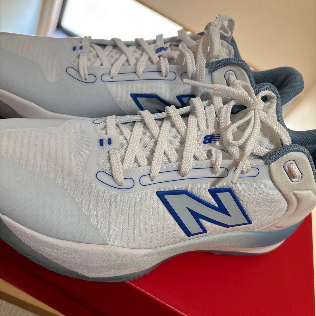 バレーボールシューズ