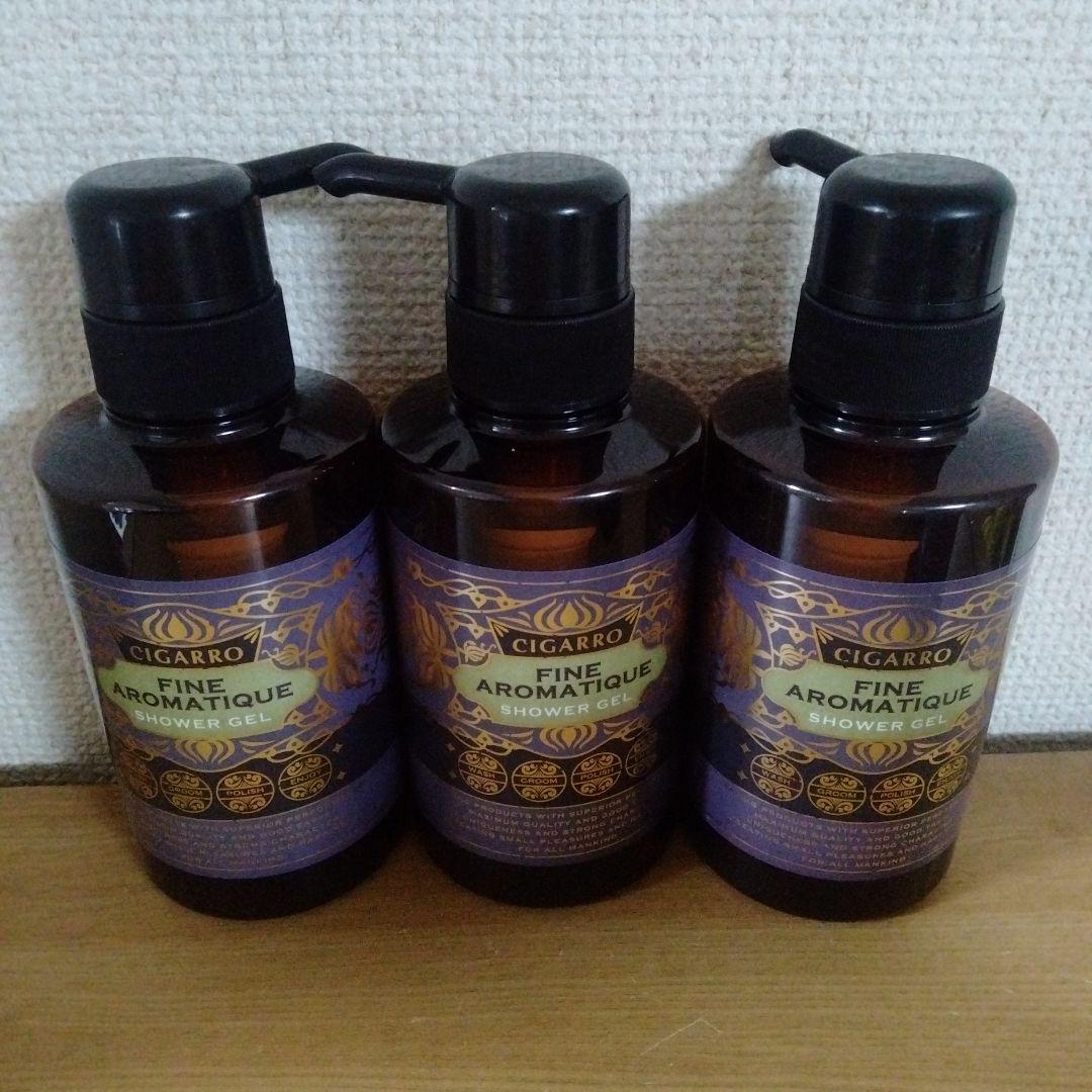 シガーロ　シャワージェル　ファインアロマティック 300ml 3本
