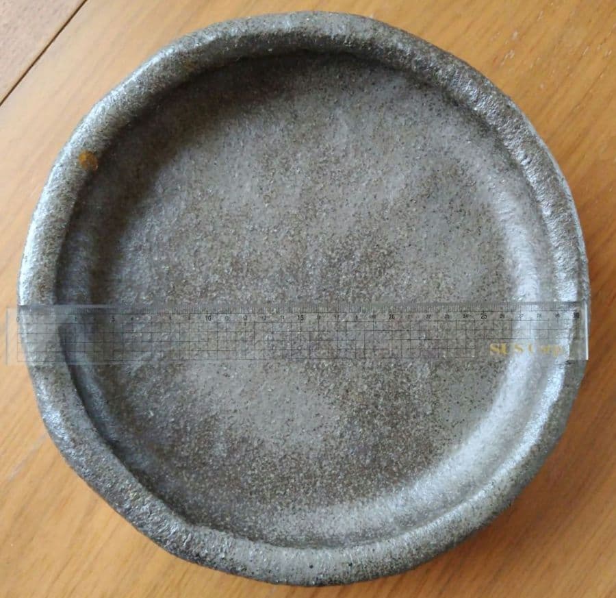 和食器　三つ足平皿　作家「荒木義隆」