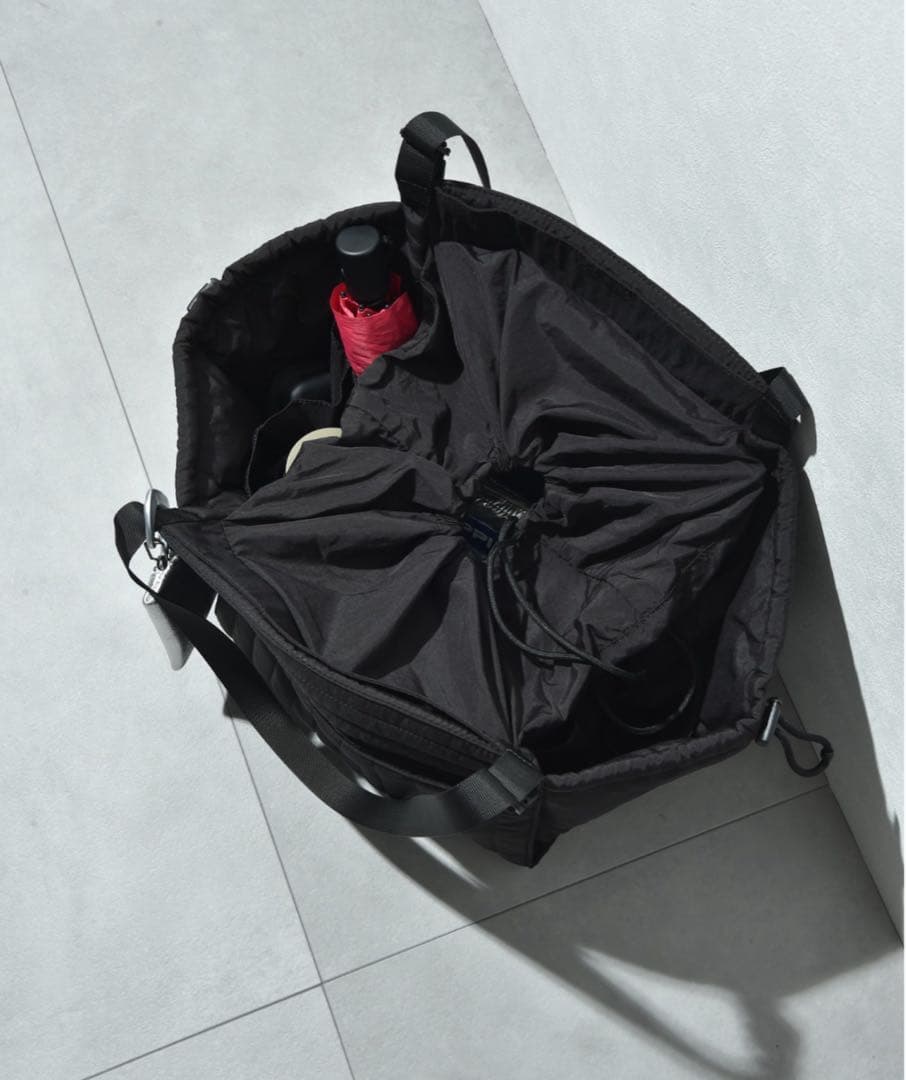【ＳＯＬＰＲＥＳＡ】ＮＹＬＯＮ　ＱＵＩＬＴＩＮＧ　ＴＯＴＥ　ＢＡＧ　Ｍ－ＳＩＺＥ
