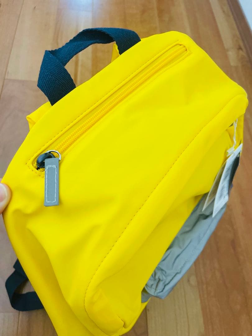 ✳︎新品未使用✳︎プチバトー　リフレクターた付きロゴリュック　イエロー