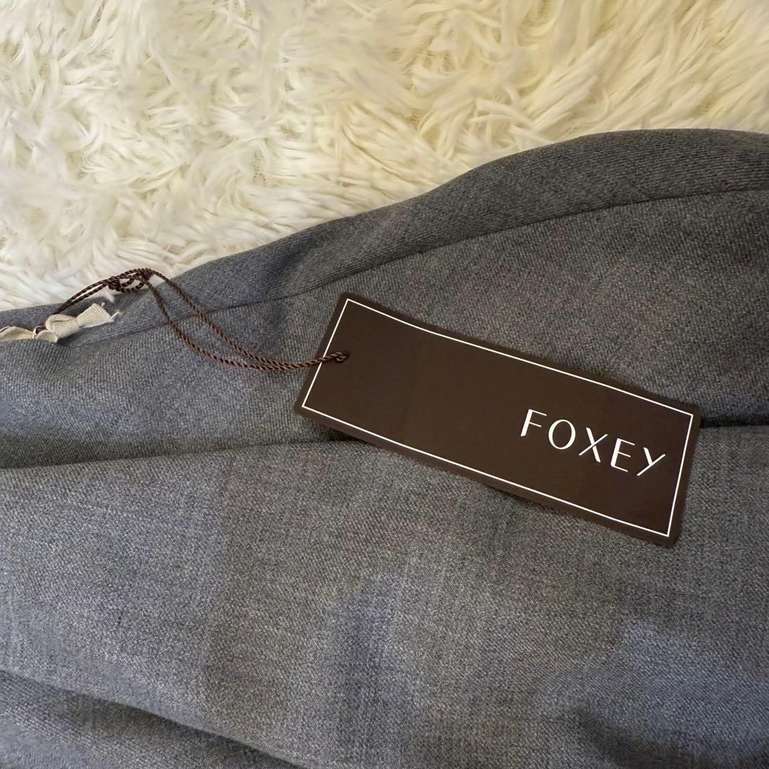 新品✨FOXEY フォクシー スカート ロゴプレート