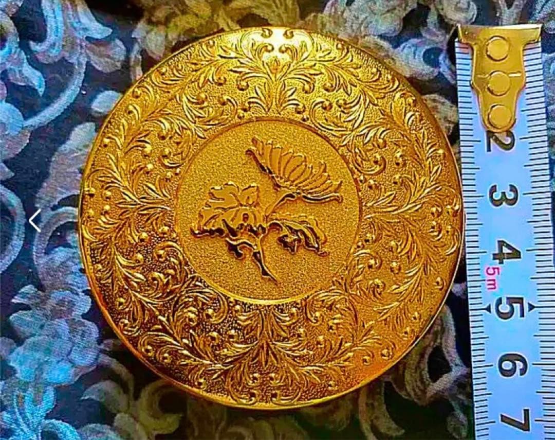 金運爆上げ　鍍金直径6.6cm高級鍍金仏塗香入れ(金属) 蓮の華　小物入れ