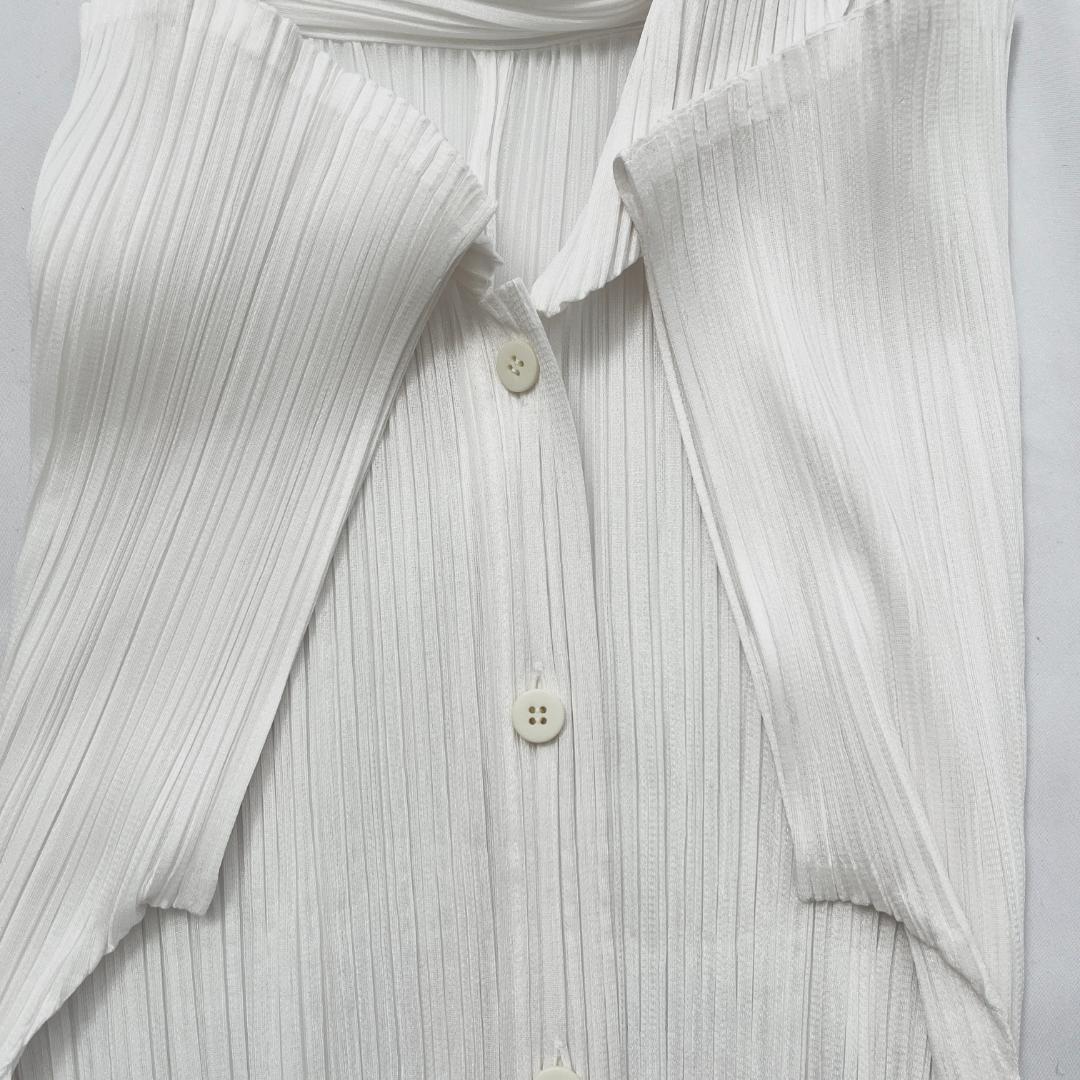 極美品 プリーツプリーズ イッセイミヤケ ブラウス お洒落 ホワイト 3