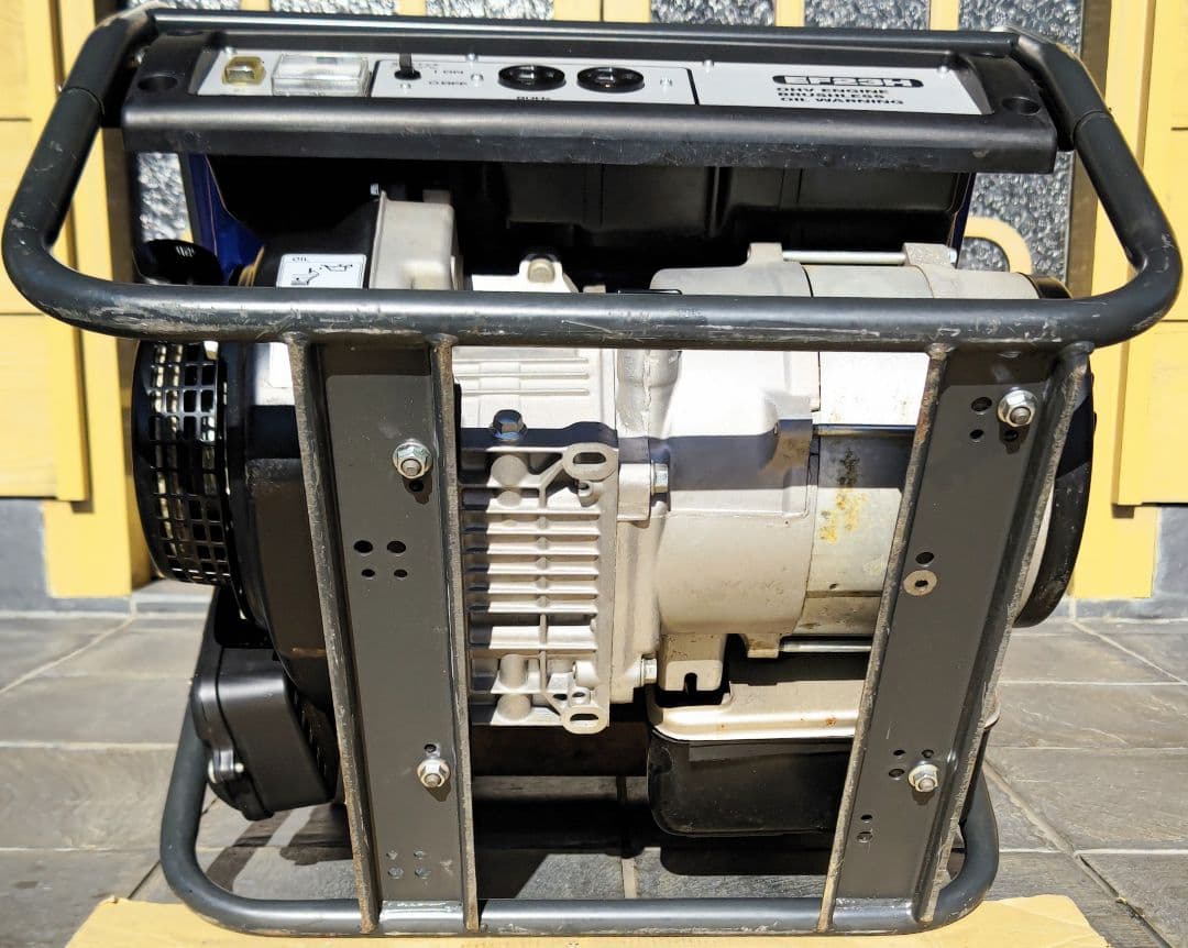 ヤマハ発電機 EF23H 60Hz　 　引き取り限定