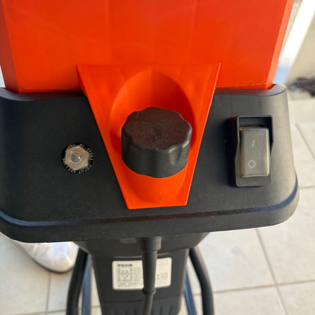 粉砕機 パワフル枝粉砕機 電動 シュレッダー ガーデン 庭木 剪定 木 粉砕