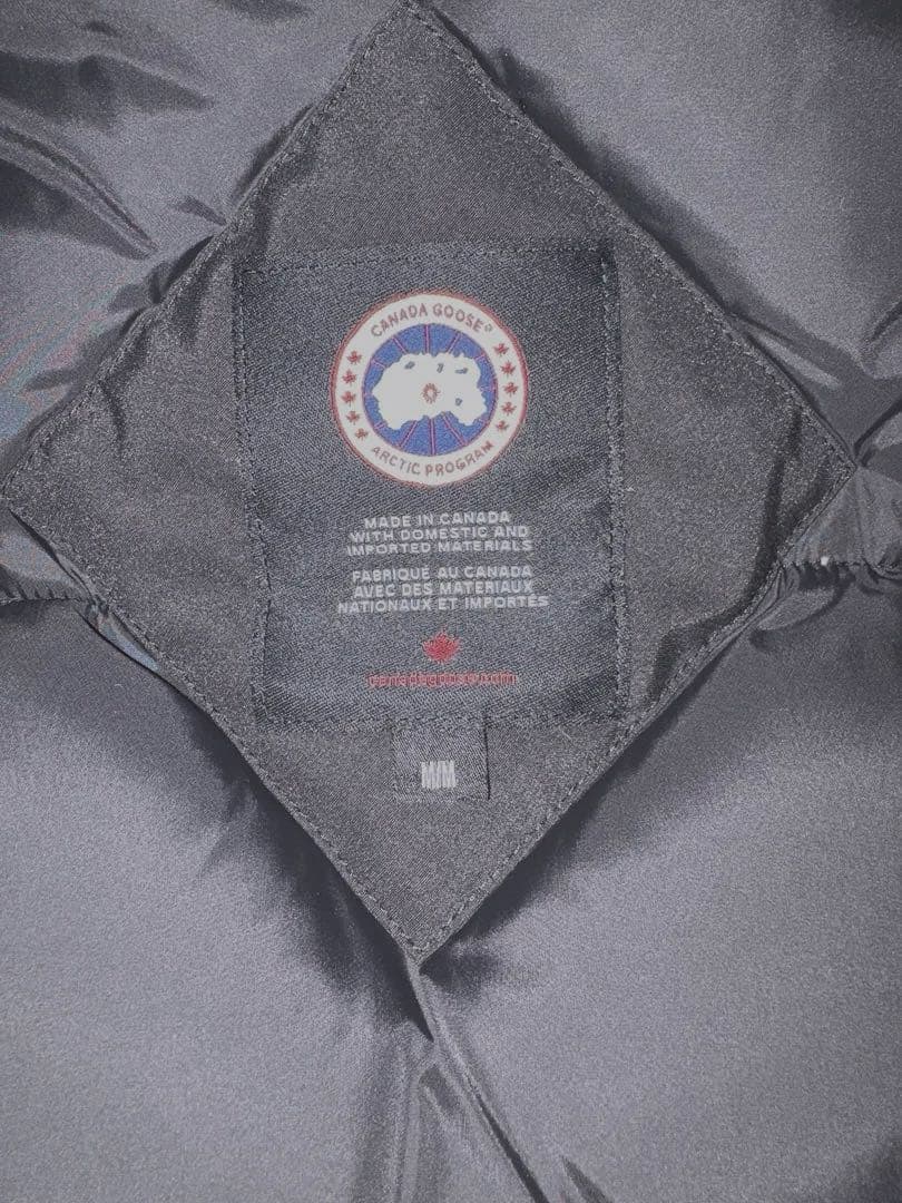 カナダグース ラブラドールボンバー ショートダウン ブラック ファー付き 美品