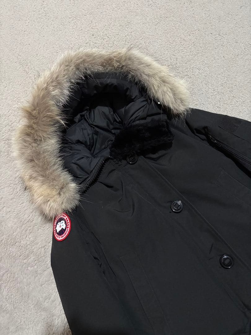 カナダグース ラブラドールボンバー ショートダウン ブラック ファー付き 美品