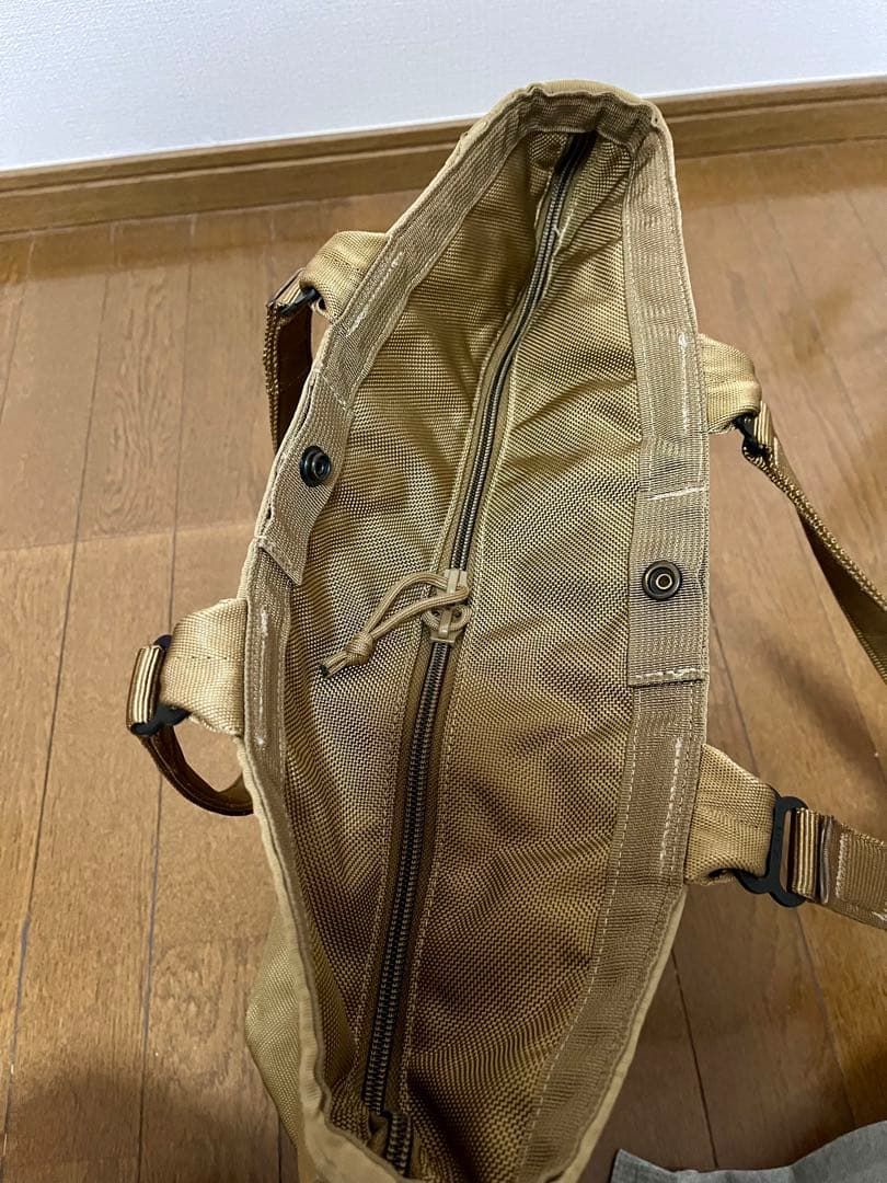 【レア色】BRIEFING BUCKET TOTE BAG COYOTE
