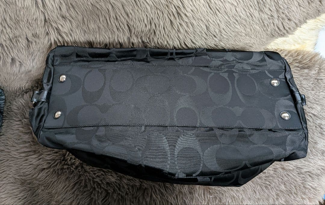 COACH ブラック シグネチャーナイロンボストンバッグ