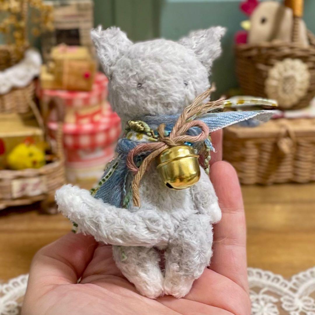 fluffyteddy＊手染めハチワレにゃんこ。