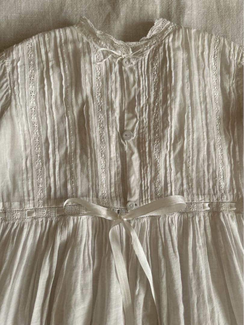 ✲*フランス・フレンチアンティーク　ベビードレス・ドールドレス　チャーチ　レース