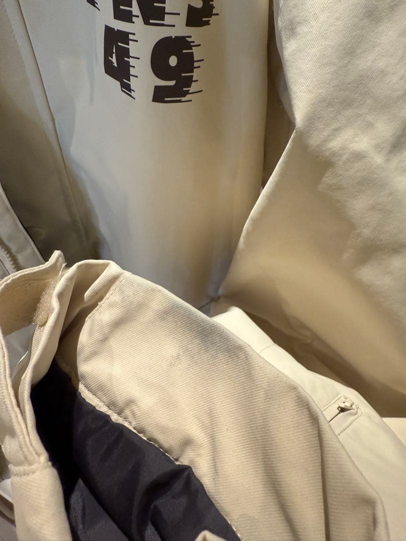 【希少ブランド！極美品】スノーボードウェア 上下セット　XL