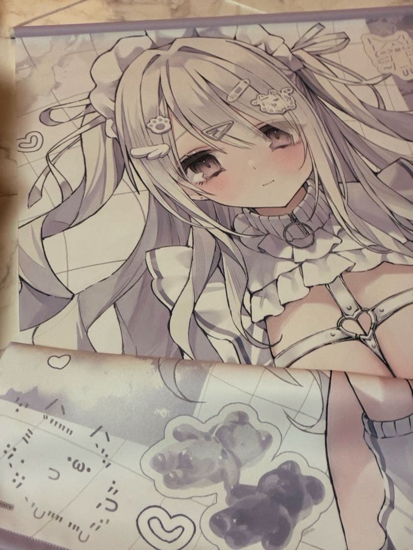 おもちもなか タペストリー B2