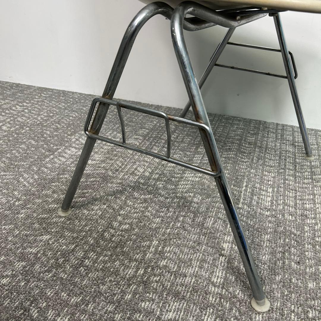 タロン【Herman Miller 】イームズ サイドシェルチェア ！