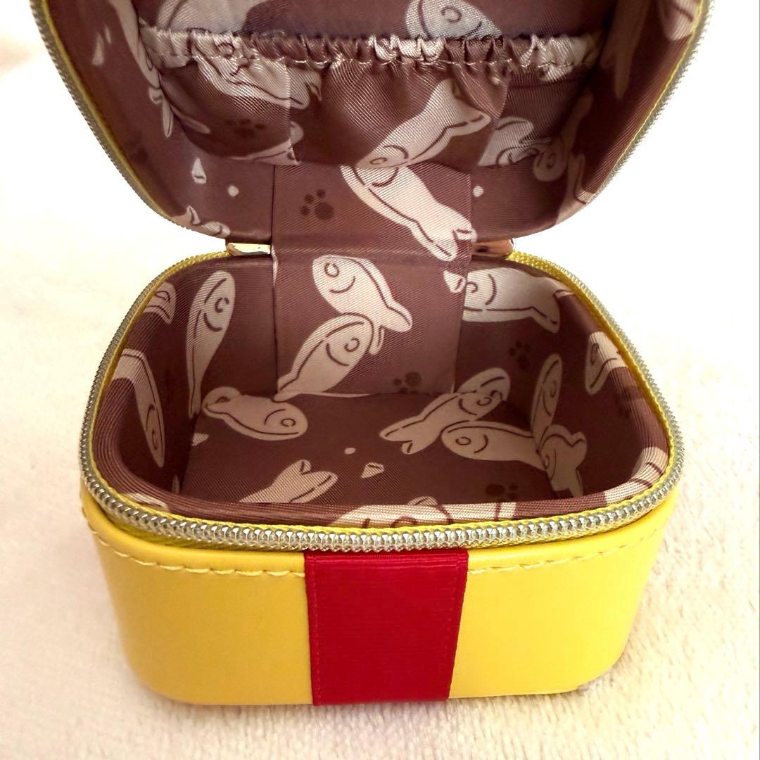 【美品】猫の恩返し アクセサリーケース おさかなクッキー箱