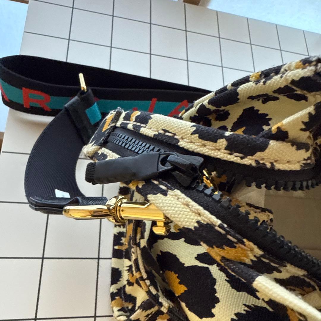 MARC JACOBS ヒョウ柄トートバッグ