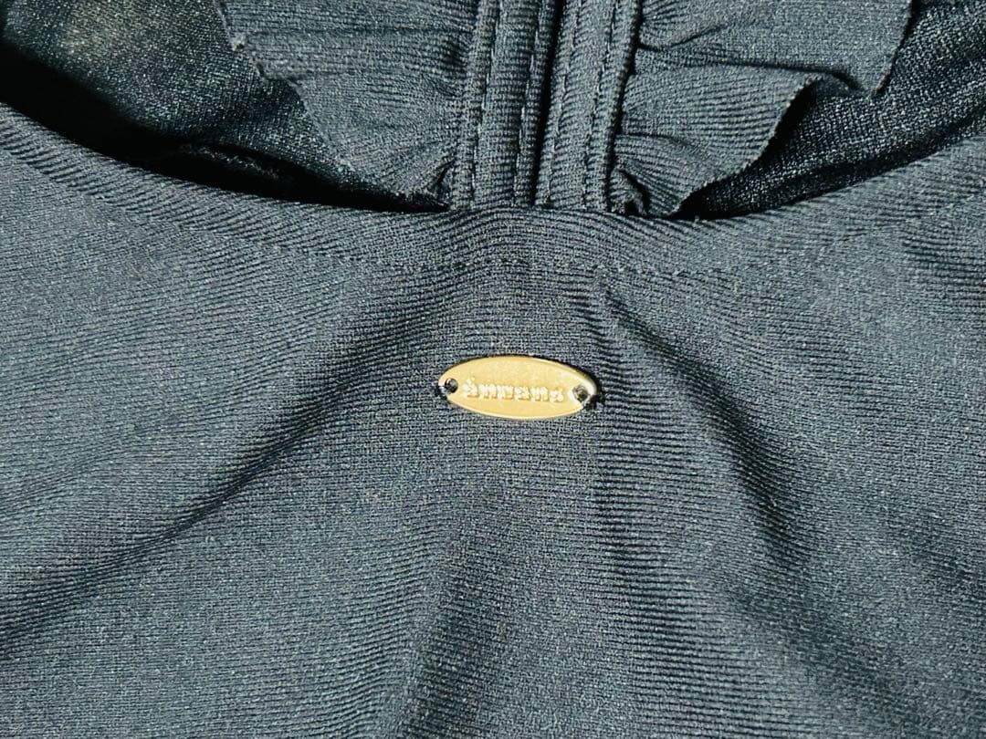 【美品】anuans ショルダーフリルVネックワンピース　水着