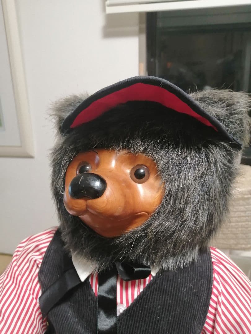 熊ぬいく・木彫り・熊・人形