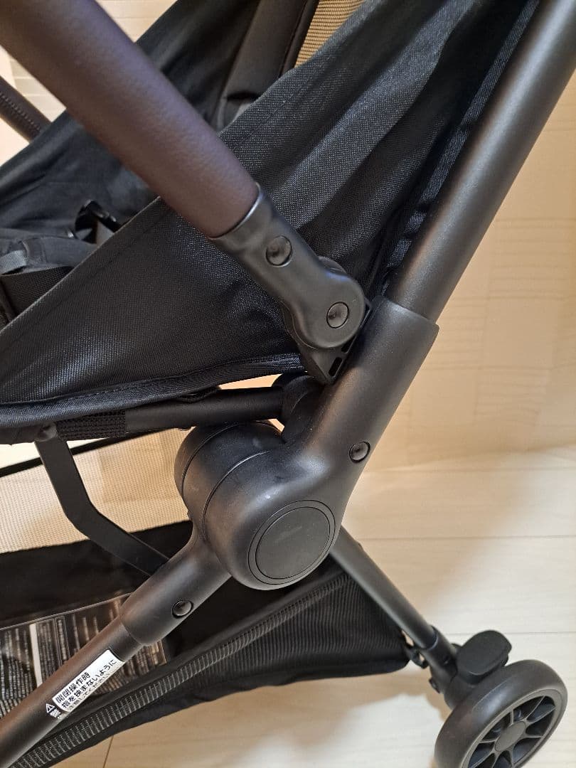 T-REX コンパクト ベビーカー cybex リベル