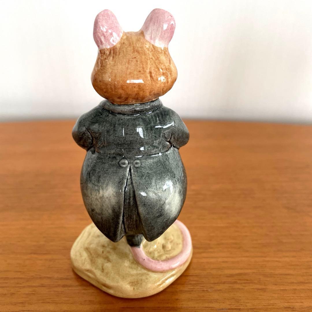 ロイヤルドルトン　ブランブリーヘッジ 結婚式　フィギュリン　置物