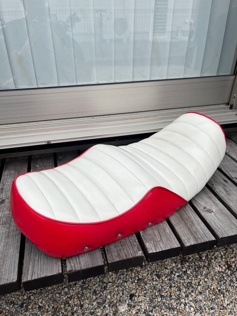 CB250T CB400T タックロールシート 純正シートベース