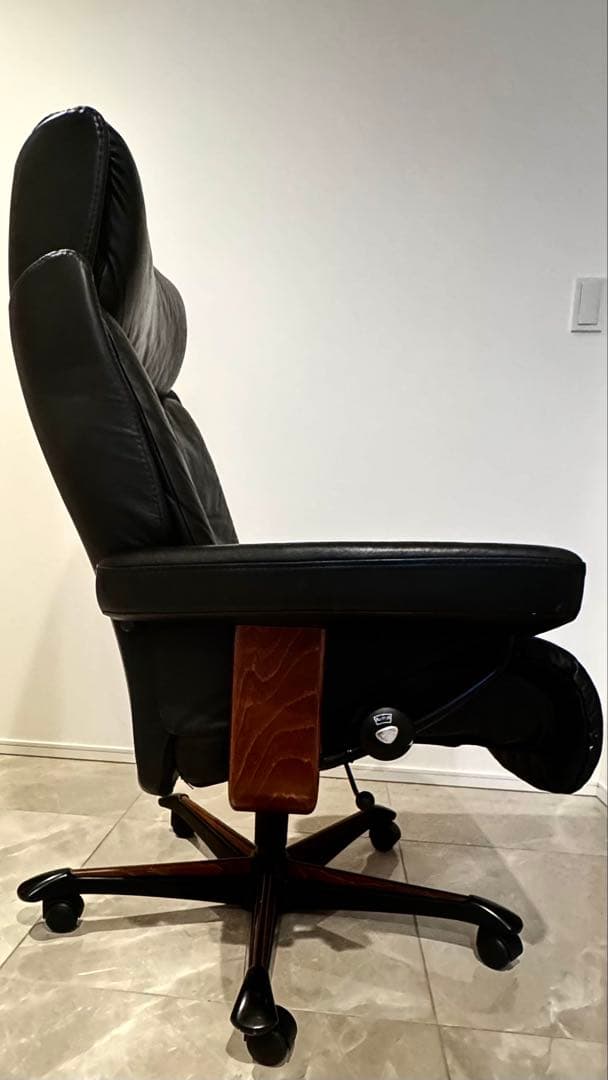 送料込み　大塚家具　最高級デスクチェア　ストレスレス