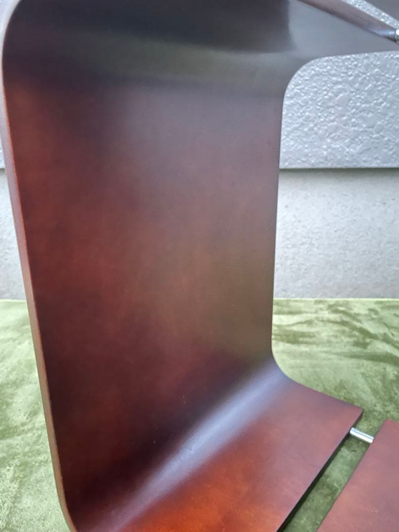 イエリアーダ「フィヨルド」 サイドテーブル リビングローコーヒー台花