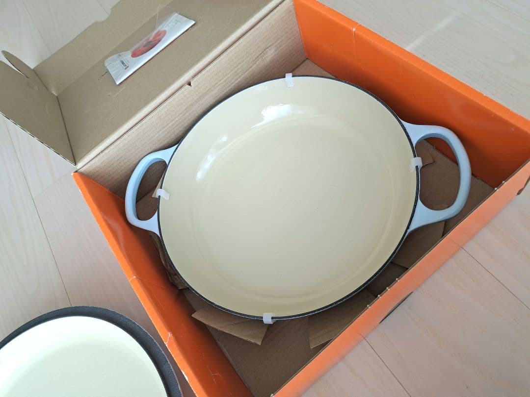 【新品　レア】30cm ル・クルーゼ SHALLOW CASSEROLE
