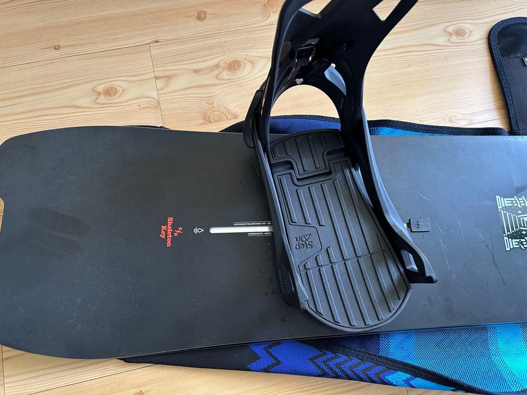 Burton skeleton key&step onシューズセット
