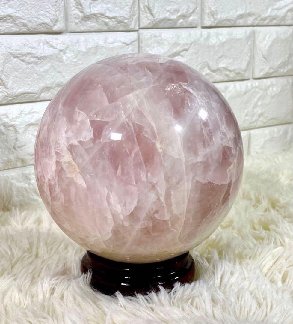 【大玉】ローズクォーツ 球体 6.2kg クラック水晶 スフィア 木製台座付き