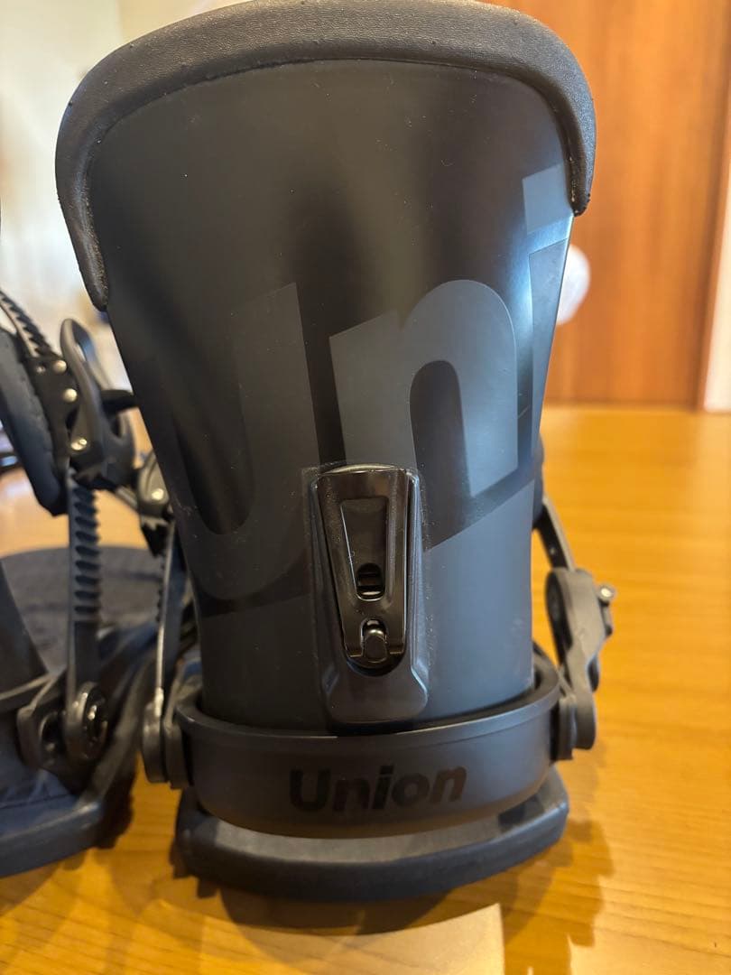 Union ブラック ビンディング