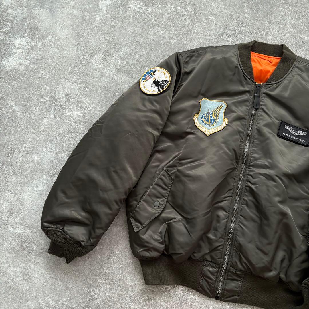 【ALPHA INDUSTRIES】 MA-1 フライトジャケット ビッグサイズ