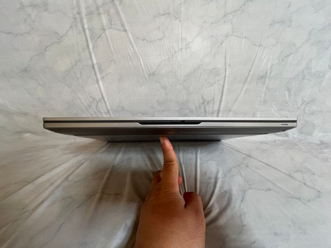 Dell Latitude 5320 i5 第11世代 16GB