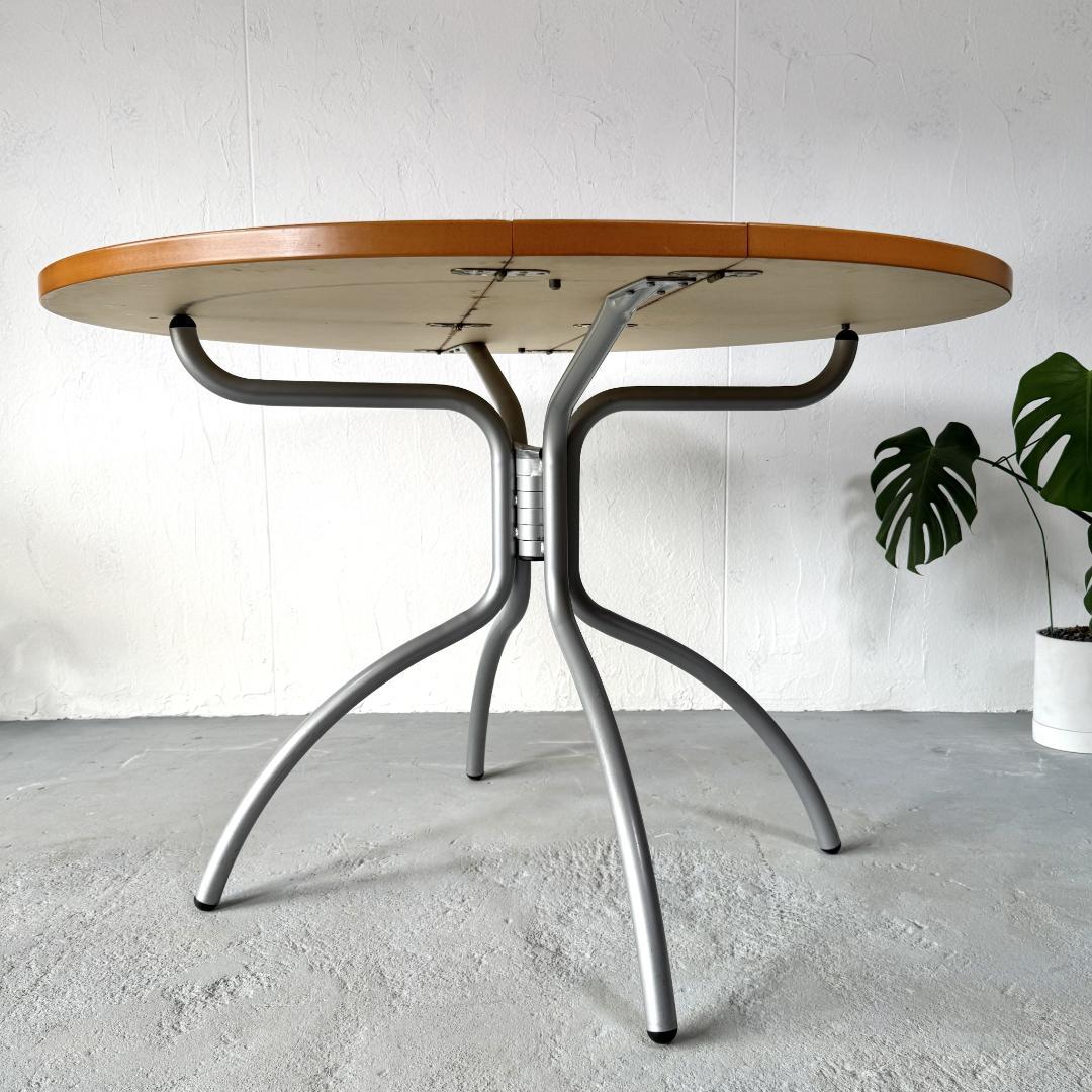 北欧　BoConcept occa ダイニングテーブル バタフライ　丸テーブル
