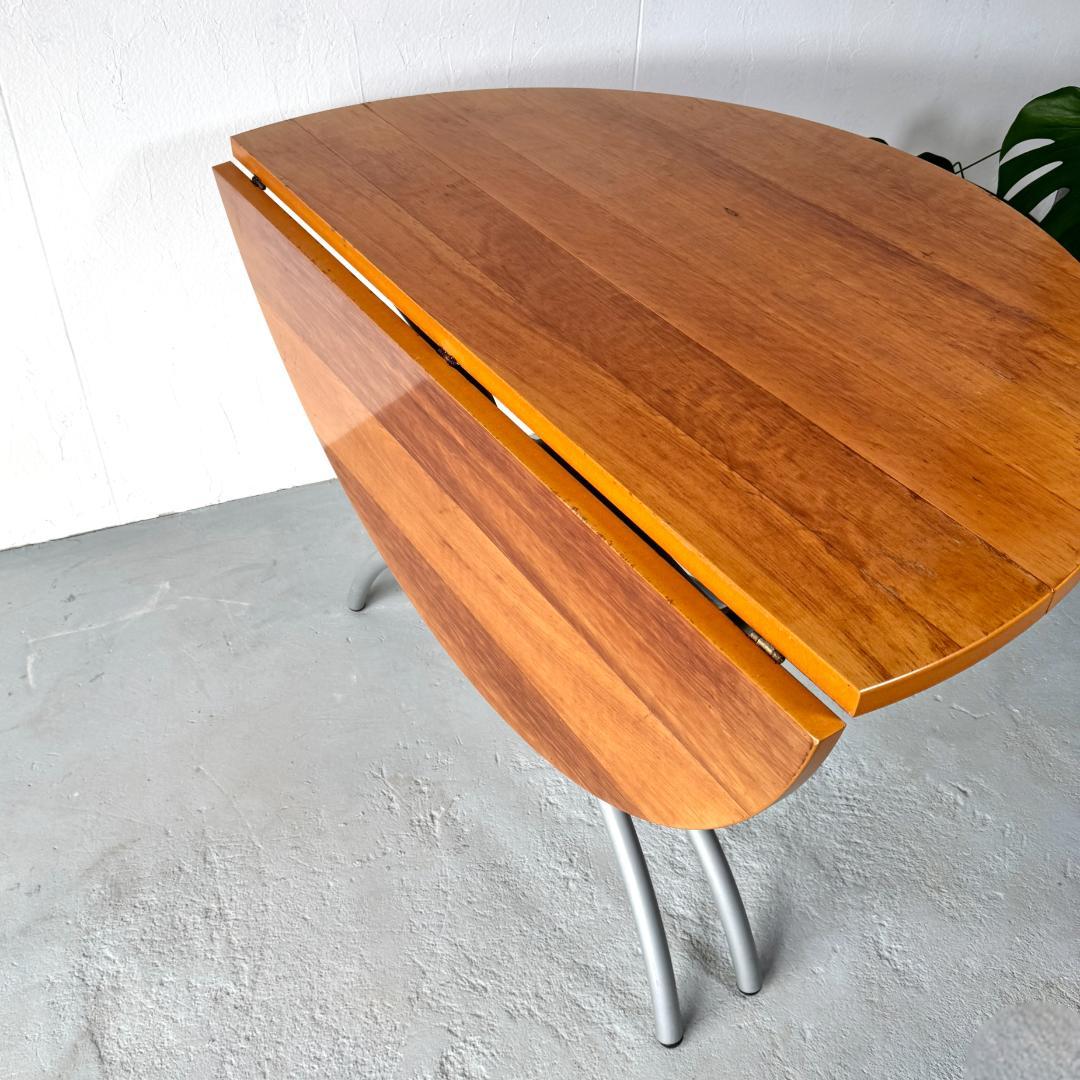 北欧　BoConcept occa ダイニングテーブル バタフライ　丸テーブル