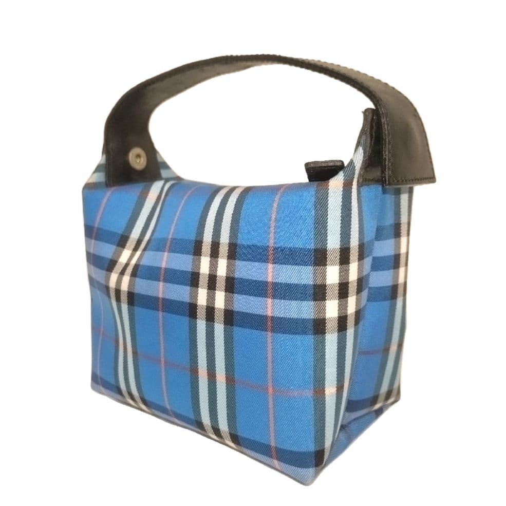 ✨未使用級✨BURBERRY バーバリー　アクセサリーポーチ　ノバチェック