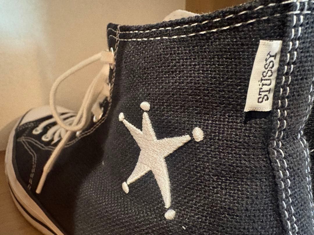靴 stussy converse