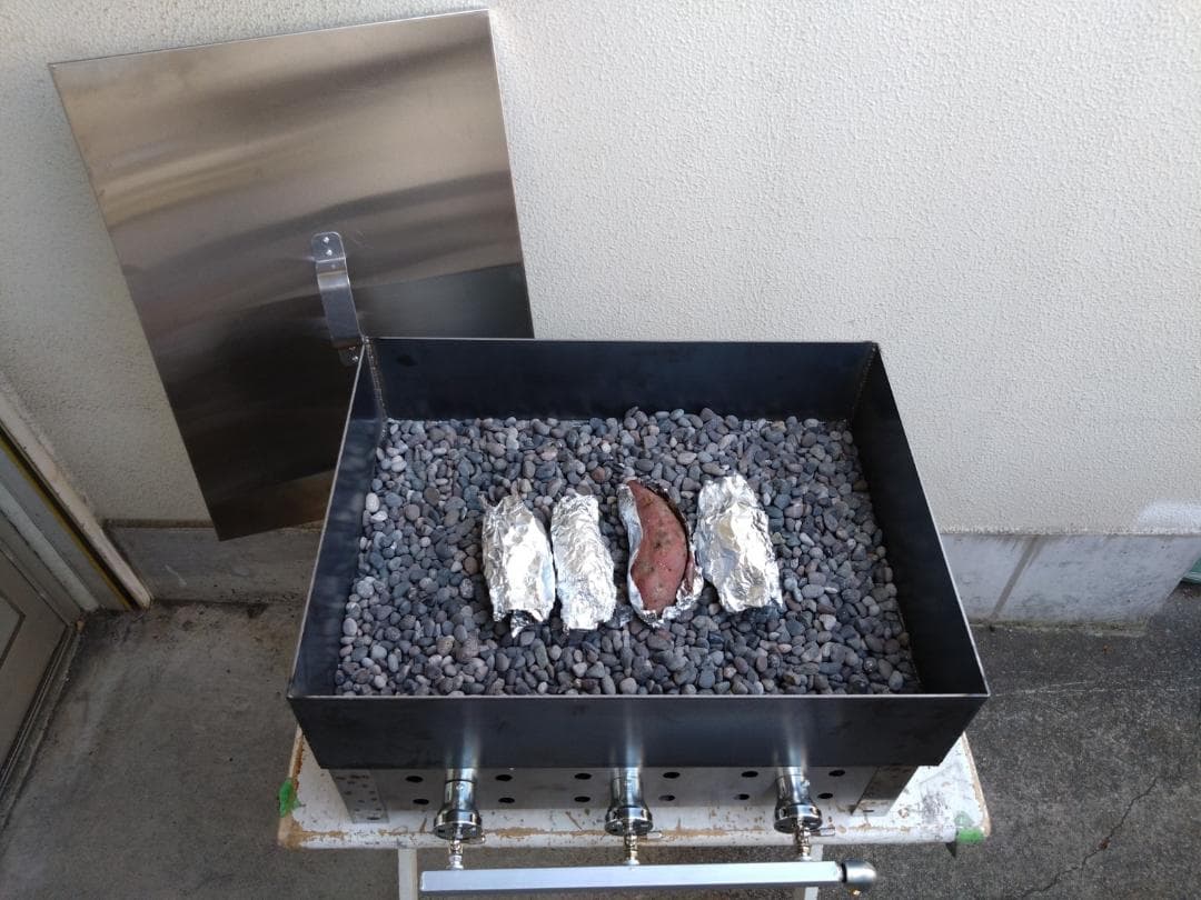 やきいも　鉄板釜　石焼き芋焼けます　さつまいも　独立開業　プロパンガス　グリドル